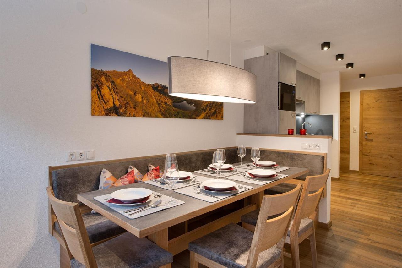 Alpenrose Appartements Burger Evelin ซังคท์อันทอนอัมอาร์ลแบร์ก ภายนอก รูปภาพ